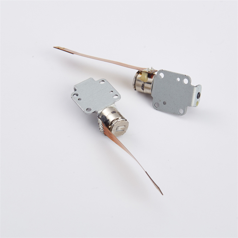 協(xié)亮電子02999.jpg