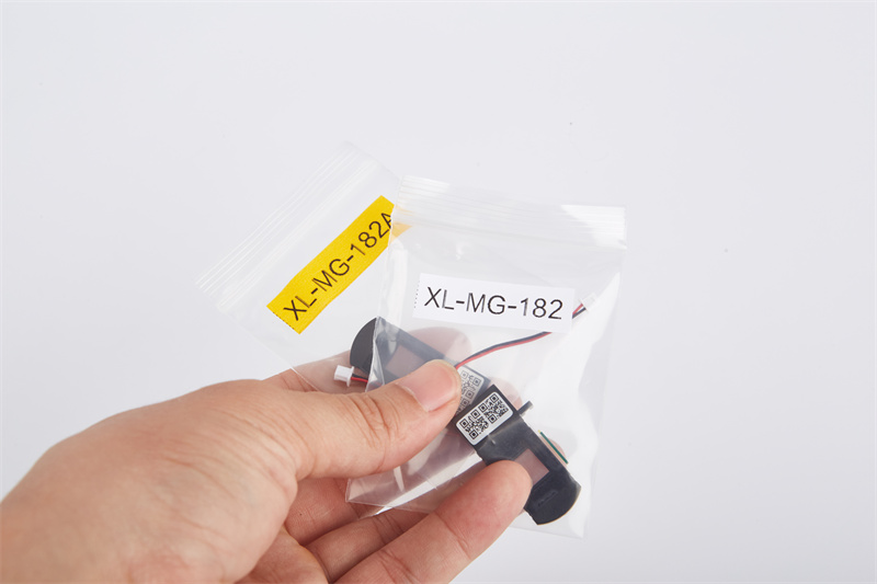 協(xié)亮電子03069.jpg