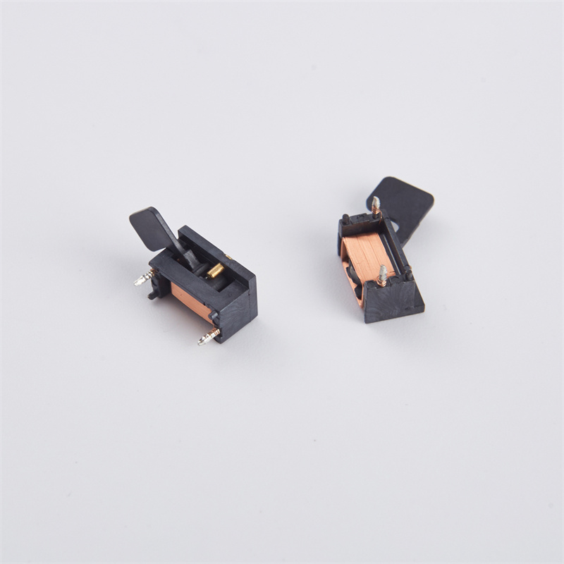 協(xié)亮電子03146.jpg